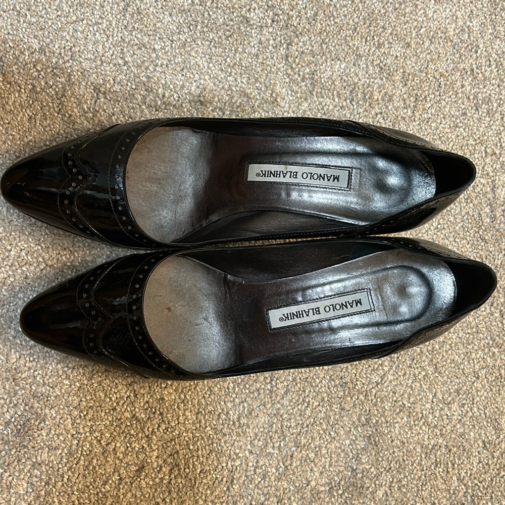 Black Manolo Blahnik kitten heels